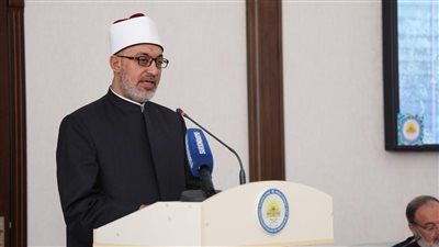 في اليوم العالمي لحقوق الإنسان.. مفتي الجمهورية: رسالة السماء جعلت الكرامة البشرية حجر زاوية الحياة الإنسانية