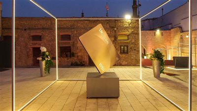 لأول مرة بالسوق المصرية.. بنك ABC وVisa يطلقان بطاقة فيزا إنفينيت المعدنية