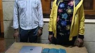 بحوزتهم عقود عمل.. ضبط المتهمين بالنصب على المواطنين بحجة تسفيرهم للخارج بالقليوبية