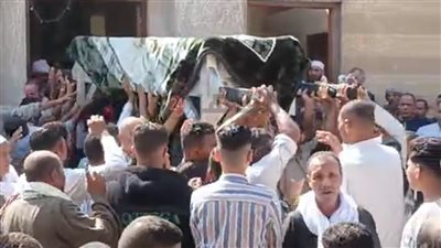توفيت بأزمة قلبية بعد زفافها بساعات.. تشييع جثمان عروسة الفيوم إلى مثواها الأخير
