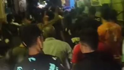 أهالي إمبابة يشيعون جنازة صبي لقي مصرعه على يد صاحب كوافير| بث مباشر