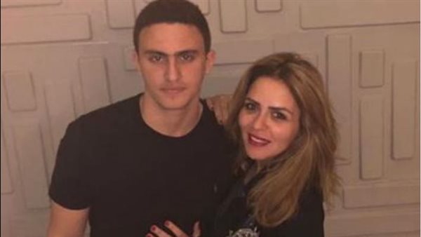 مها الصغير ونجلها