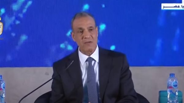 وزير الخارجية بدر