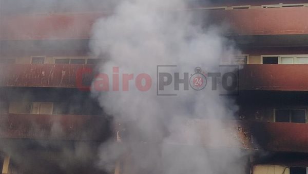 جانب من الحريق