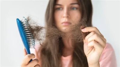 أبرزها انقطاع الطمث.. دراسة تكشف أهم أسباب تساقط الشعر 