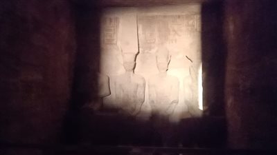 معجزة فلكية.. معبد أبو سمبل يستعد لاستقبال احتفالية تعامد الشمس على وجه رمسيس الثاني | بث مباشر