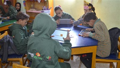 أورنج توسع مشروع المدارس الرقمية إلى 100 مدرسة في 2024