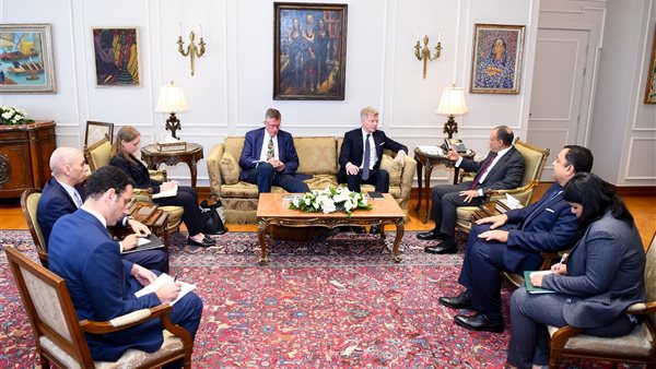 وزير الخارجية والهجرة