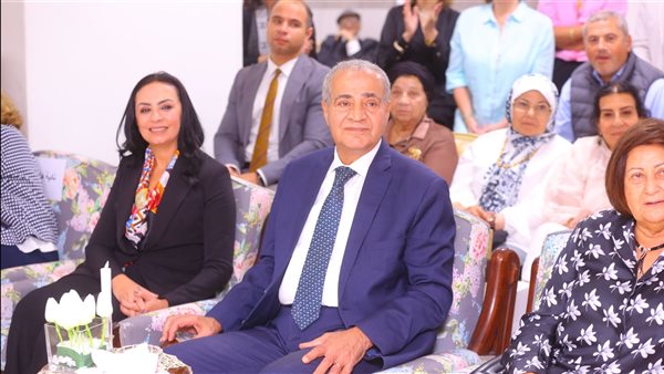 وزيرة التضامن ووزير