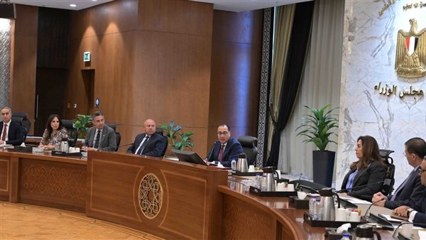 اجتماع اللجنة العليا