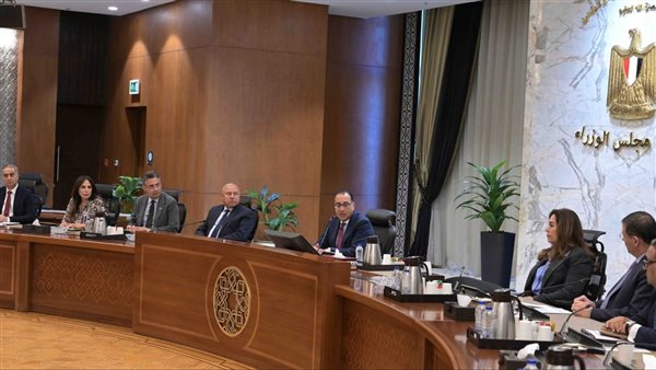  اجتماع اللجنة العليا