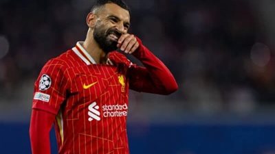 يبدو غاضبًا.. رد فعل أبرز الصحف البريطانية على تبديل صلاح أمام لايبزيج في دوري أبطال أوروبا 