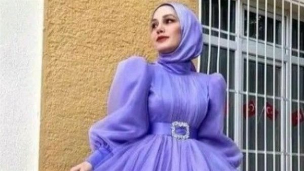 تصميمات فساتين سواريه