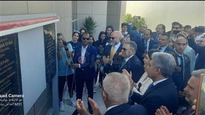 في أول زيارة له للغردقة.. وزير السياحة يفتتح المدرسة الإيطالية الفندقية| صور