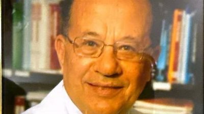 وفاة الدكتور عادل صقر أهم علماء الصيدلة على مستوى العالم 