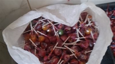 القليوبية ×24 ساعة| ضبط نصف مليون مصاصة مجهولة المصدر.. والتحفظ على مخزنين للسولار