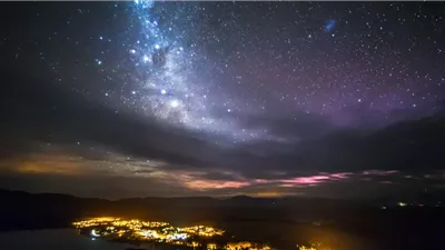 اقتران ثلاثي.. ظاهرة فلكية جديدة في سماء مصر بعد قليل