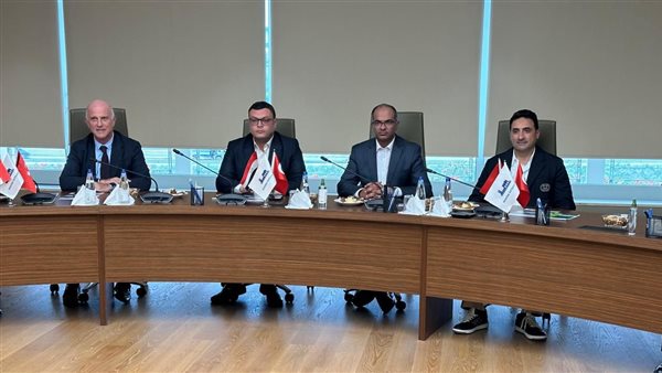 اجتماع وزير الإسكان