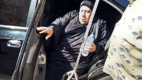 السيدة المسنة 