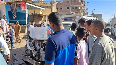 11 حالة خطيرة.. ننشر أسماء مصابي حادث تصادم سيارتين وتروسيكل في قنا