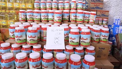 انخفاض أسعار الفول والدقيق والمكرونة والعدس.. وزجاجة الزيت تتراجع 12 جنيها