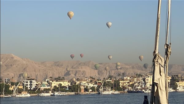 البالون الطائر