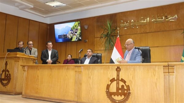 محافظ القليوبية