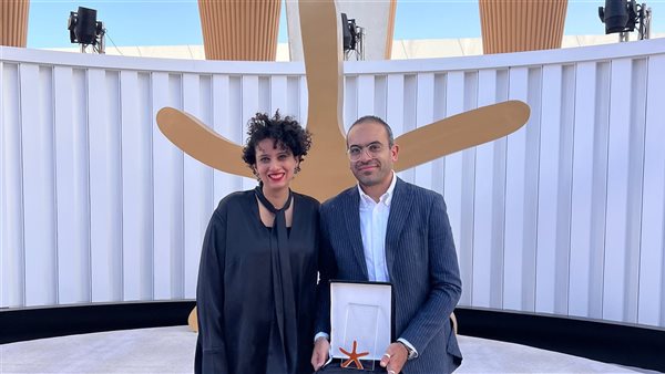 مخرجا فيلم رفعت عيني