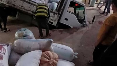 إصلاح انهيار أرضي حدث بإحدى قرى الدقهلية 