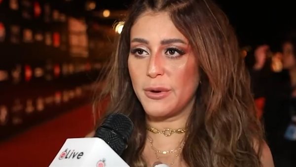 الفنانة سمر متولي