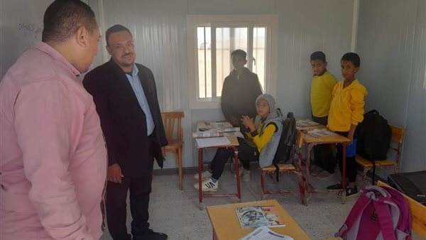 فصل داخل أصغر مدرسة