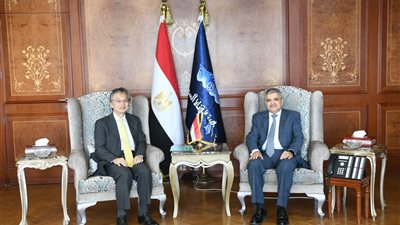 السفير الياباني: قناة السويس لا يمكن استبدالها أو الاستغناء عنها وستظل ركنا رئيسيا لاستقرار سلاسل الإمداد 