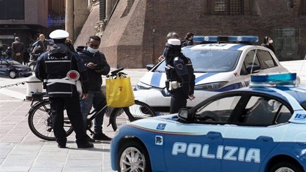 الشرطة الإيطالية