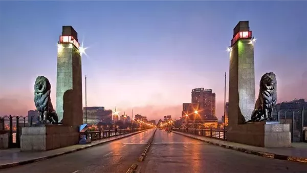 أسود قصر النيل -