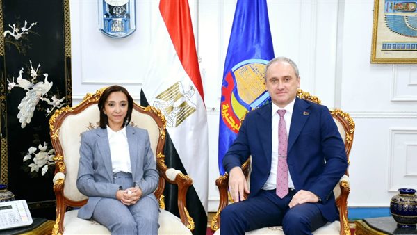 محافظ البحيرة تستقبل