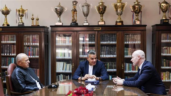  زيارة السكرتير العام