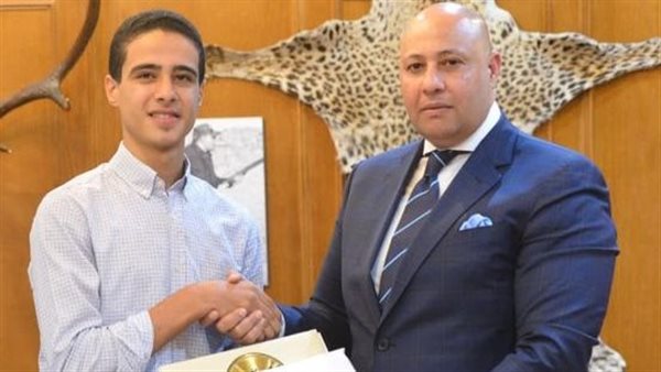 منحة المحامي أشرف