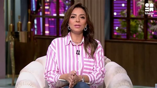 الإعلامية ياسمين