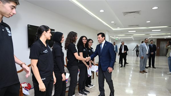 وزير الرياضة رفقة