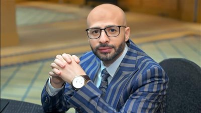 الصحفي وليد فاروق يقدم برنامج عيار 24 على صدى البلد