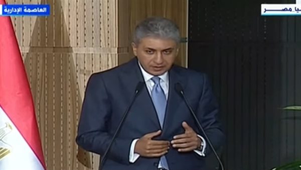 وزير السياحة 