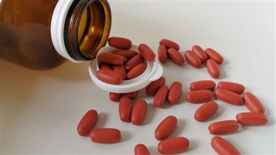 أهمية تناول الأطعمة الغنية بالحديد لصحة الفتيات في سن المراهقة