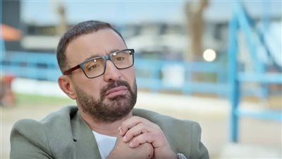 أشرف زكي يعلق على إصابة أحمد السقا خلال التصوير: كلمته وزي الجن| خاص