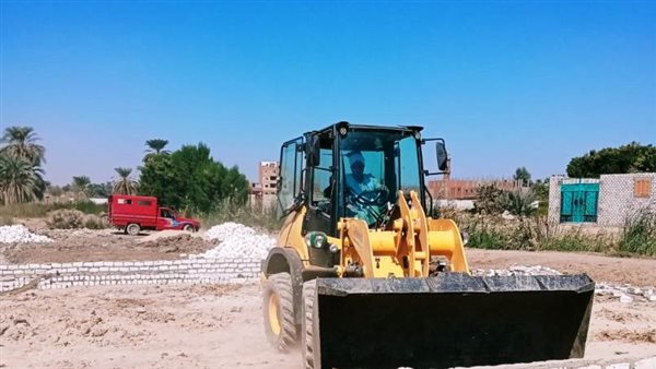 إزالة التعديات بأسوان