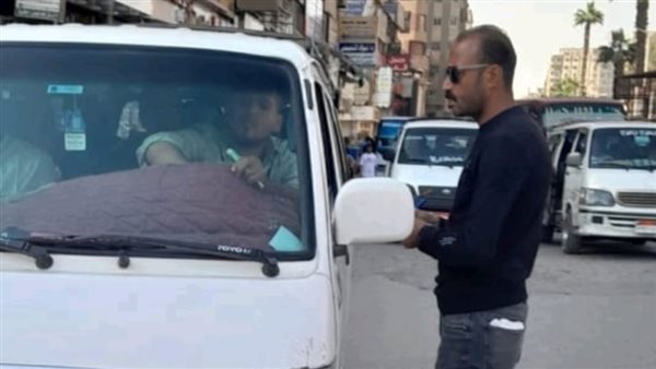 جانب من الحملات 