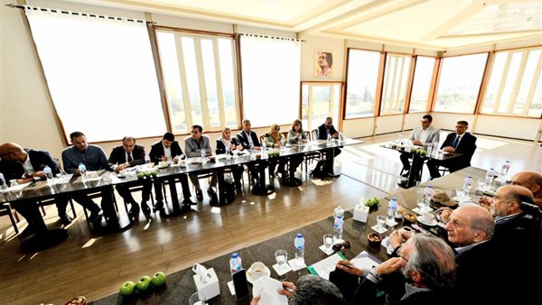 وزير الإسكان