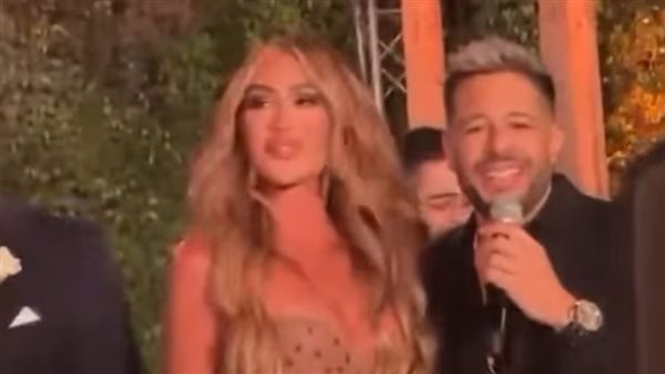 محمد حماقي ومايا