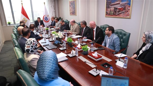 وزير الصحة والسكان