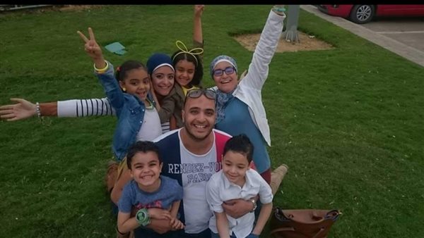 الشاب المصري مصطفي