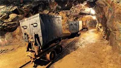 البترول تعتزم طرح مزايدة جديدة للبحث عن المعادن بالصحراء الغربية